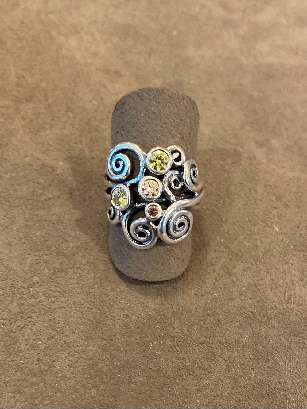 Pandora Autumn Winds Swirls Ring. Sz6